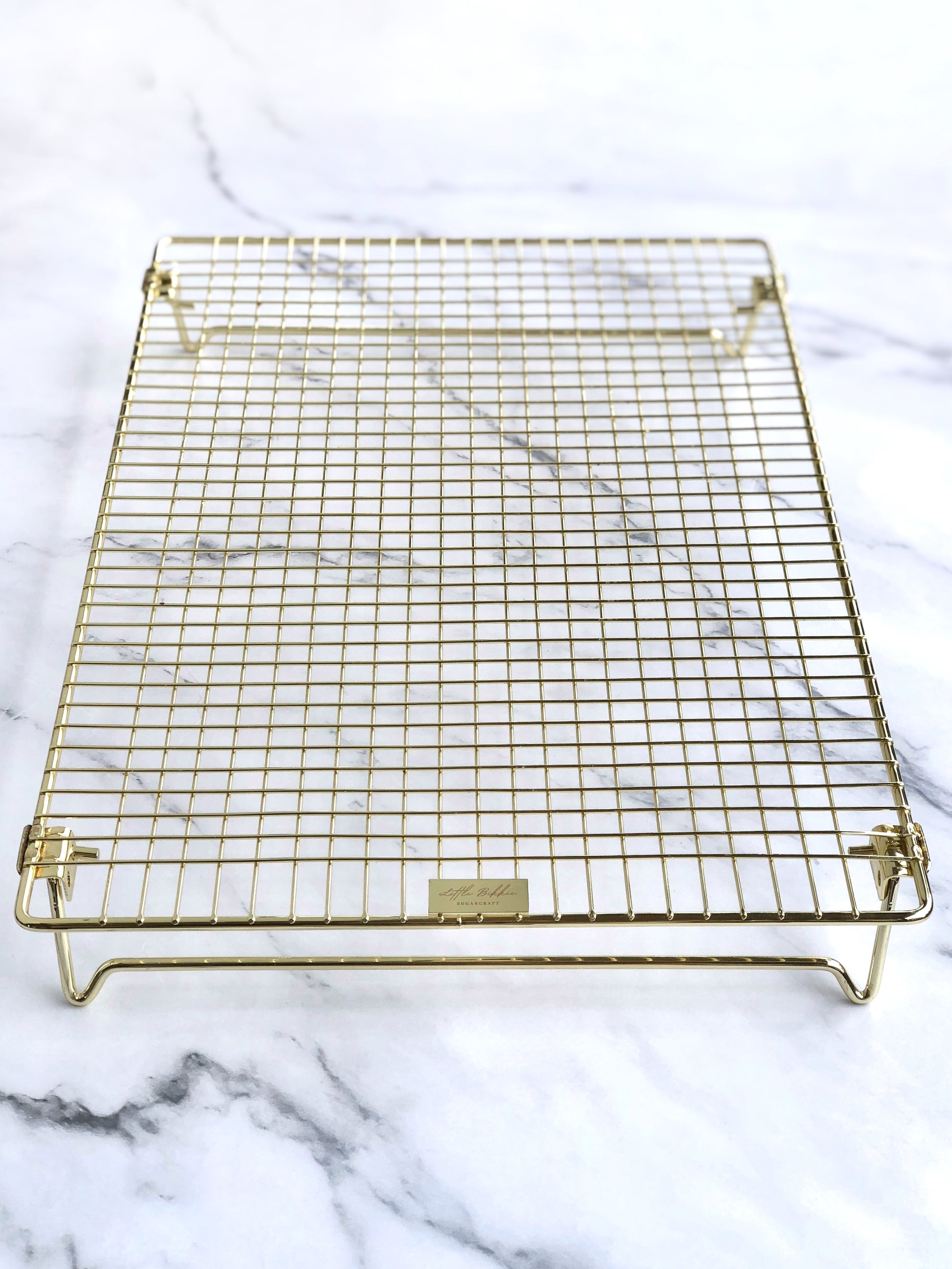 one gold stackable cooling rack